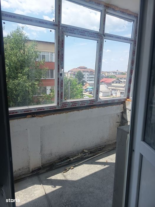 Vanzare apartament 3 camere semifinisat Targoviste- zona Hala