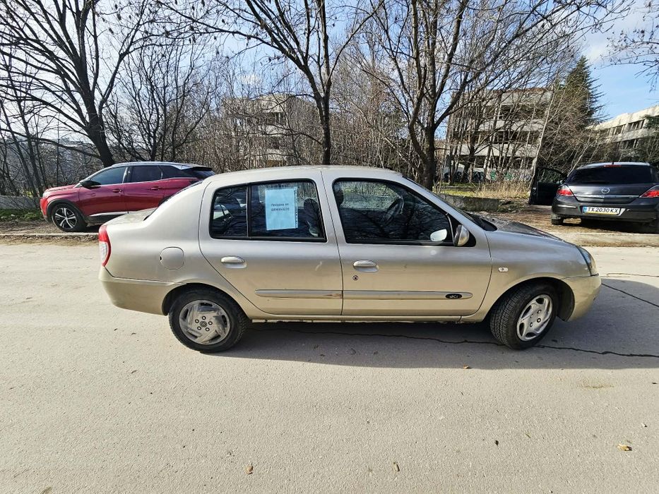 Renault Symbol бежов