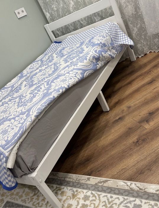 Продам кровать IKEA