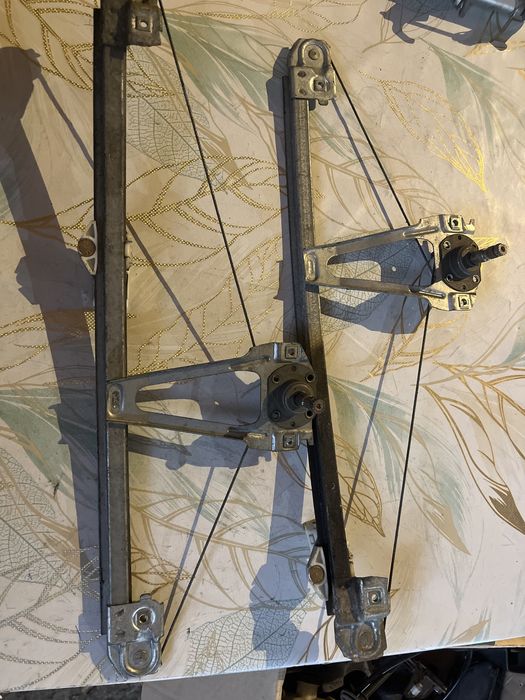 Стеклоподьемники Мерседес 124.