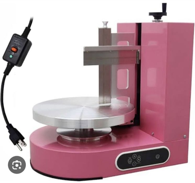 Tort kremini surtadigan aparat tort bizadigan