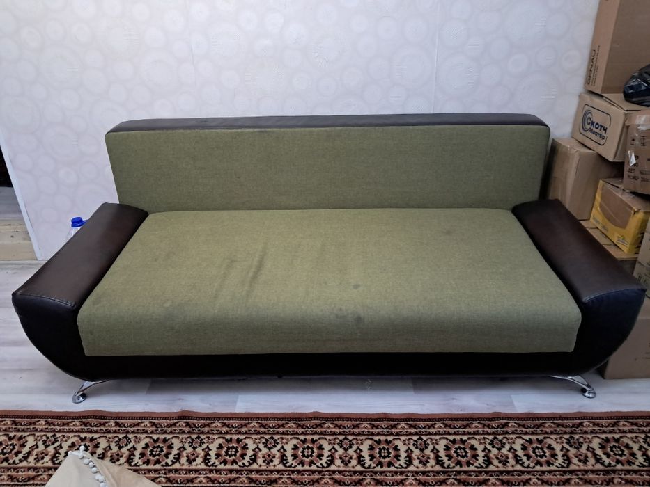 Отдам даром диван тахта  мебель