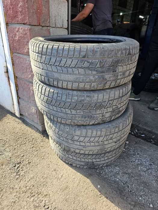 Продам шины липучка