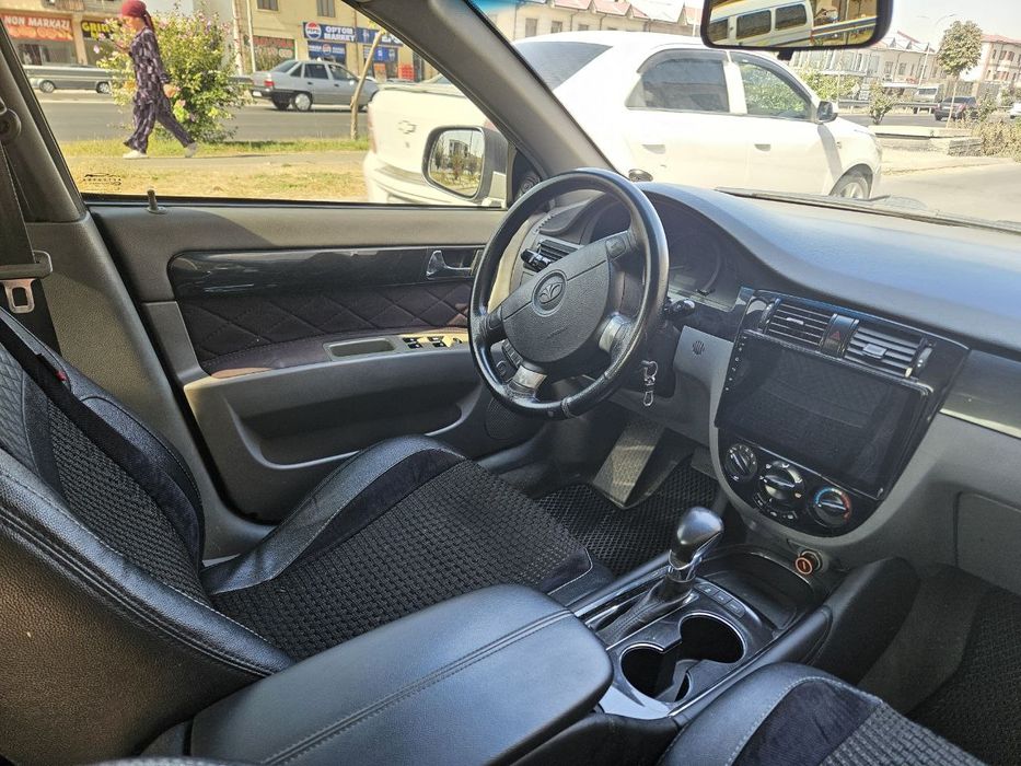 Шевролет Жентра 2015й