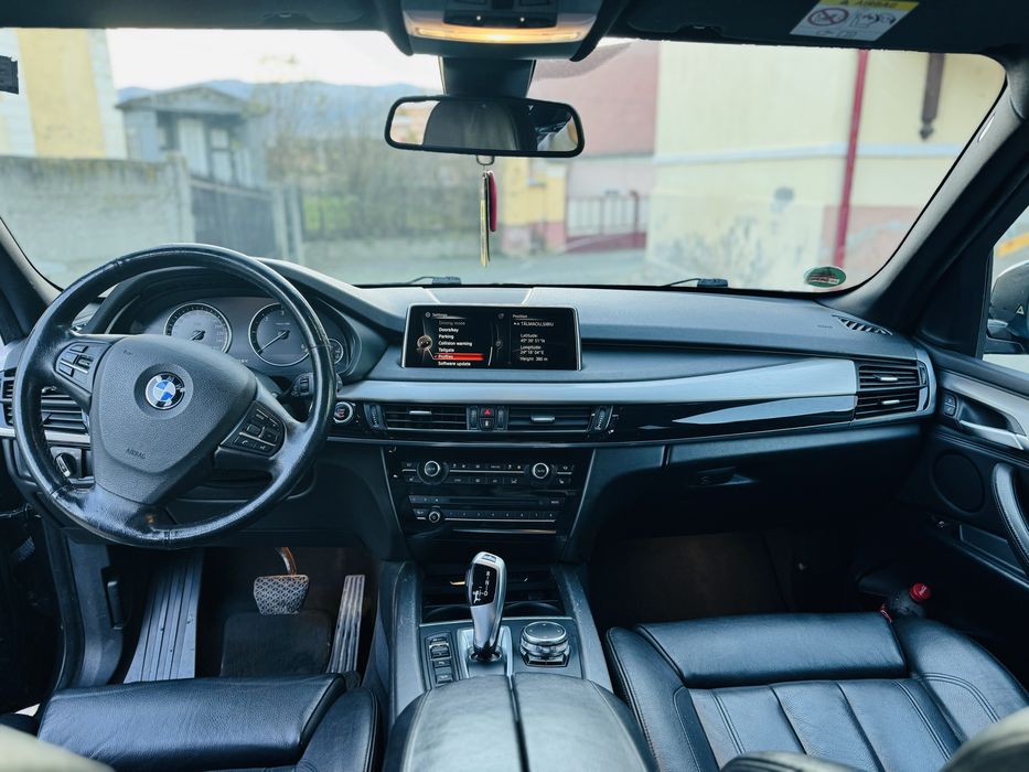 BMW X5 0 — imagine 5
