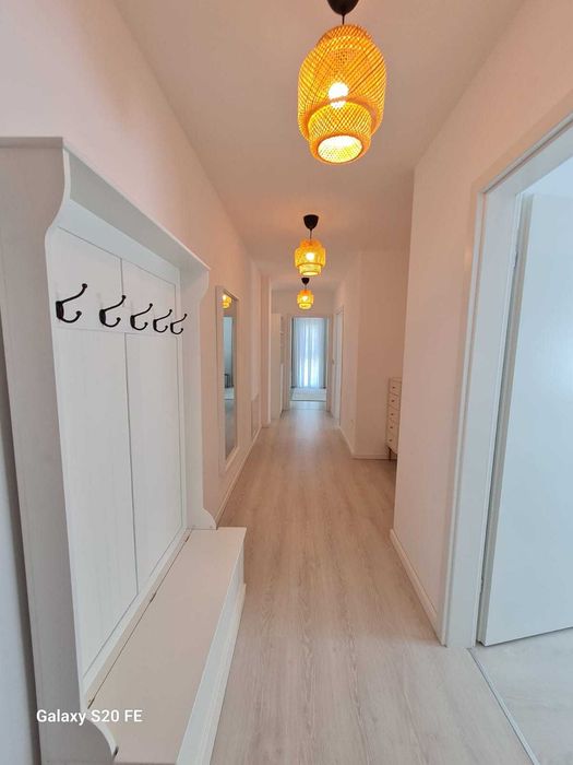 Apartament 3 camere cu curte Sud Plaza