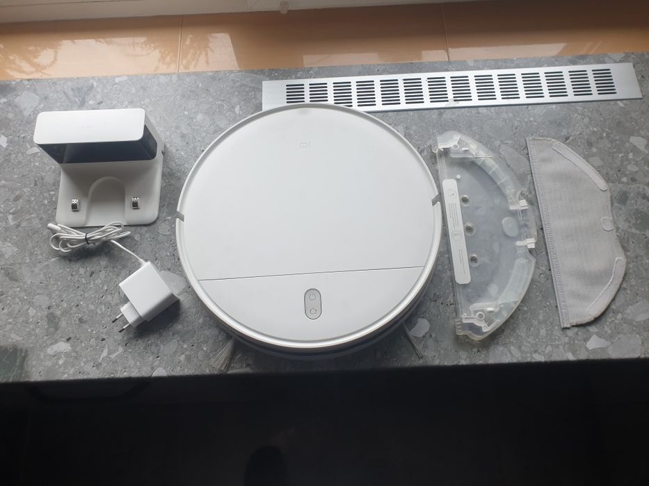 Aspirator mi mop vacuum essențial