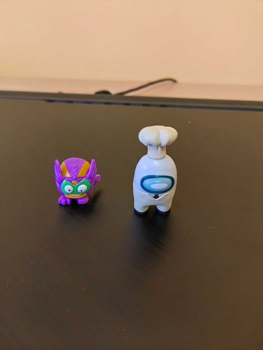 Nou! Vand figurine Superzings