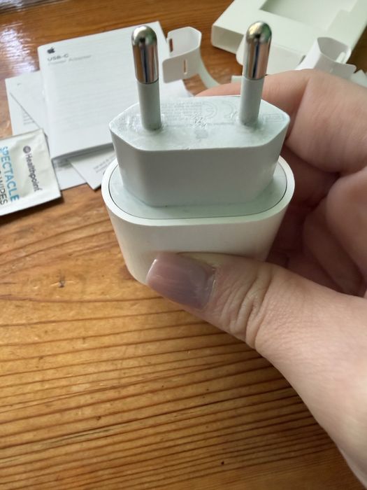 Apple USB-C 20W Power Adapter – оригинален, с кутия