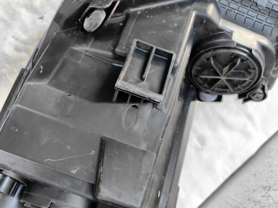 Оригинален фар Хюндай  Hyundai Ix20