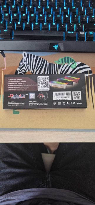 Memorie RAM Ares Armor RGB 8GB DDR4 3600MHz CL18 - Gaming