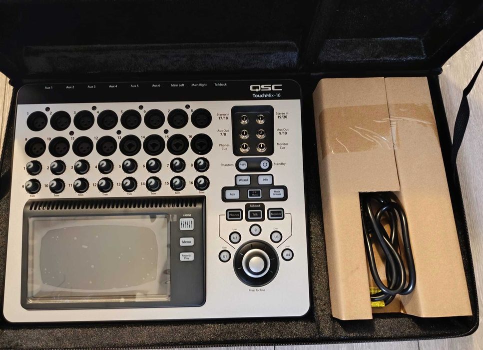Mixer audio digital QSC TouchMix-16