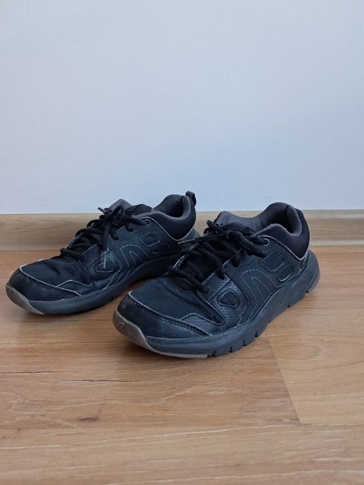 Маратонки Decathlon 41 номер