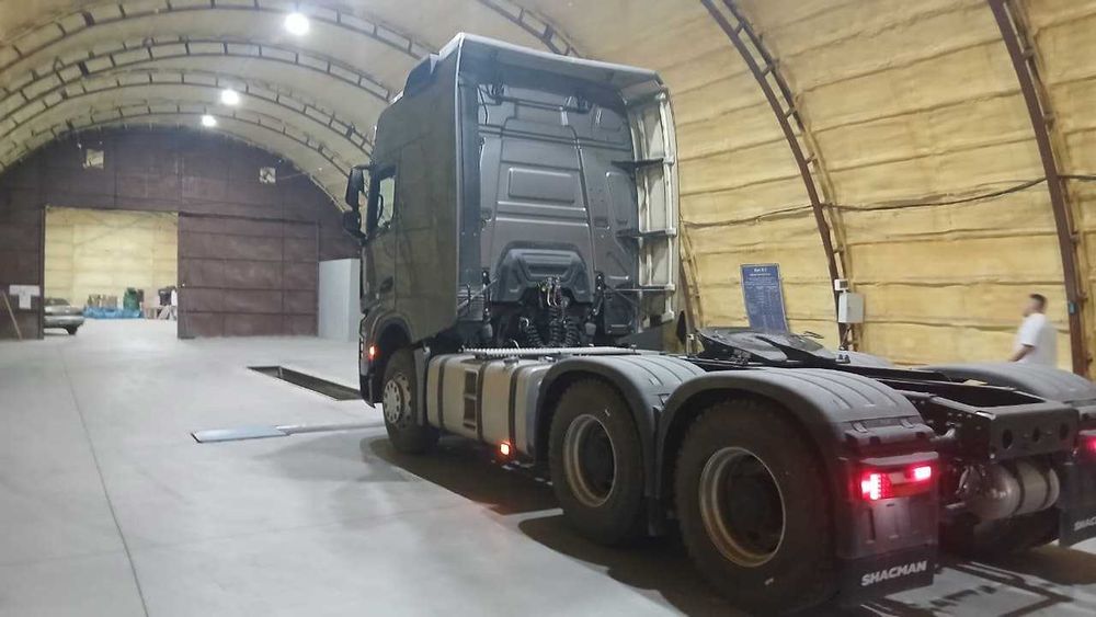 Седельный тягач SHACMAN Х6000