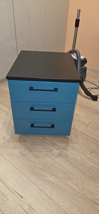 Шкаф красив и много здрав