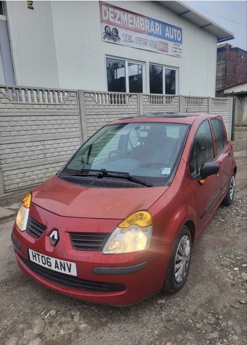 Dezmembram Renault Modus 1.5 dci Usa stanga/dreapta