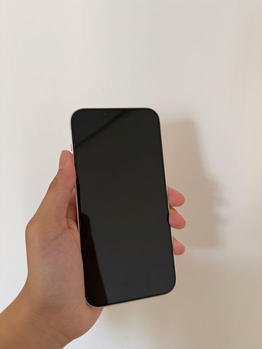 Айфон 14 plus в идеальном состоянии