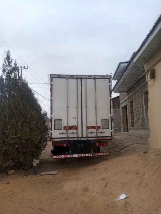 Shacman 2024 yil 9 metr