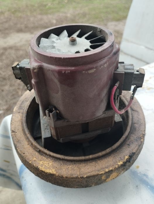 Маторчик пылесоса