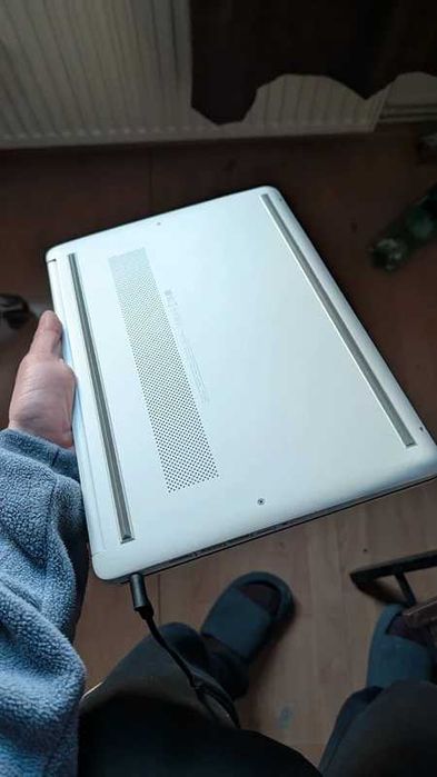 Laptop HP 14s – Funcționează Perfect