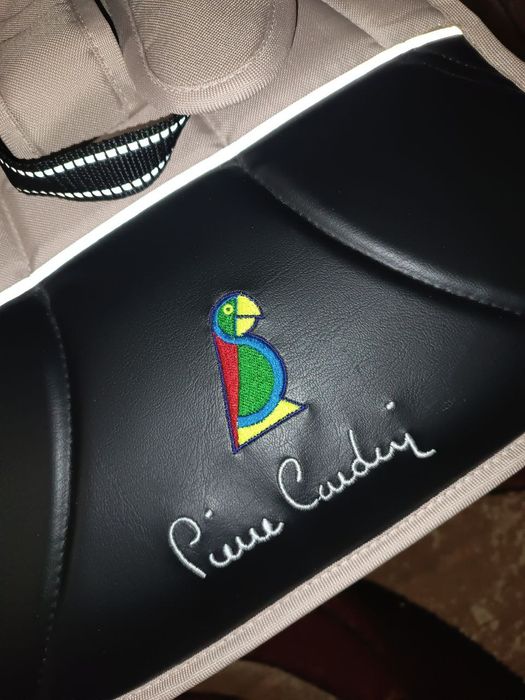 Chemadan kalyaska PIERRE CARDIN