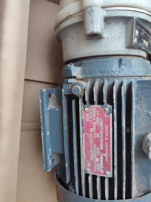 Продам  молочный насос