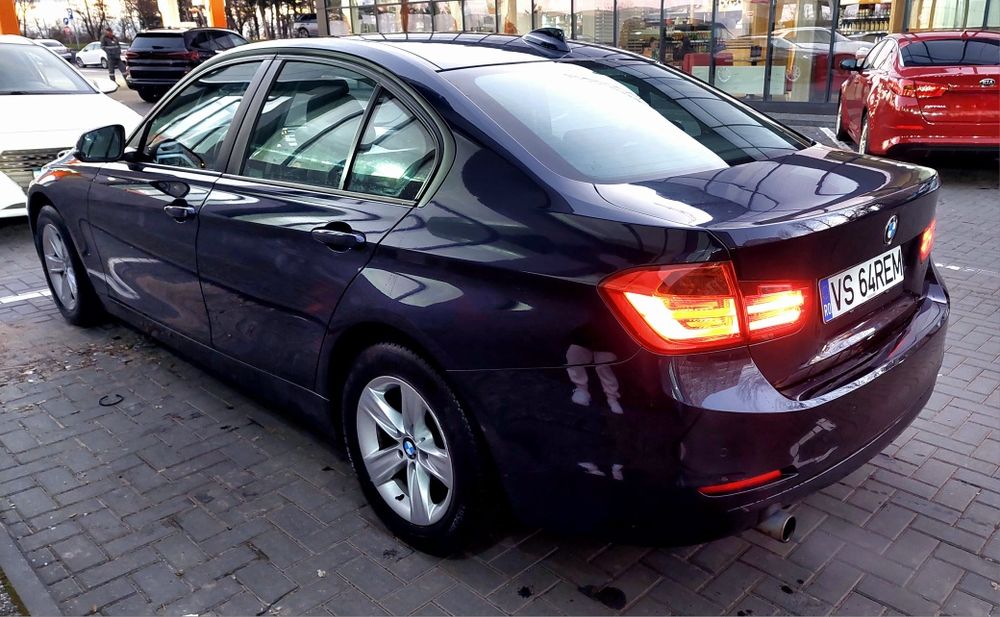 Vând BMW F30 316I