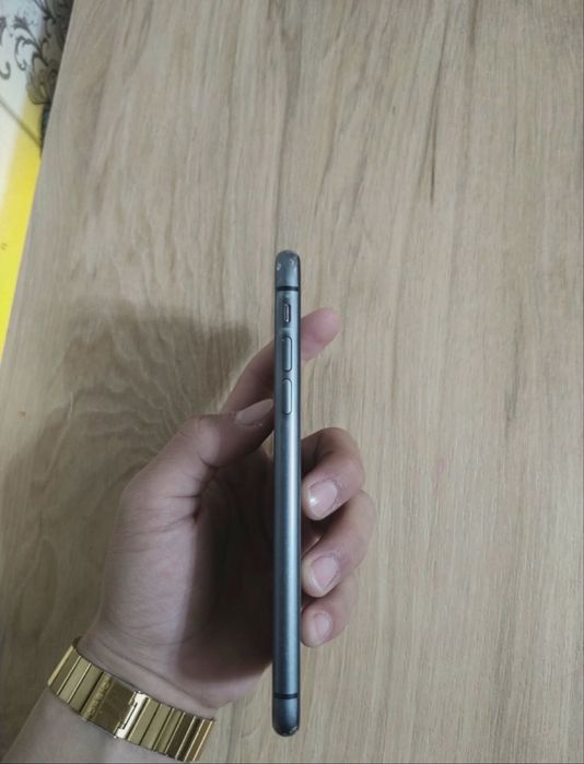 Iphone 11 64гб  черный