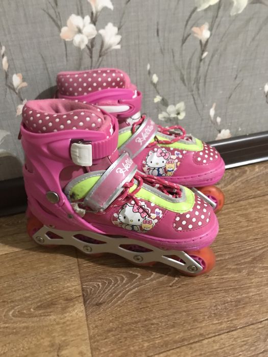 Продам ролик 6000тг  32-37 размер келеді