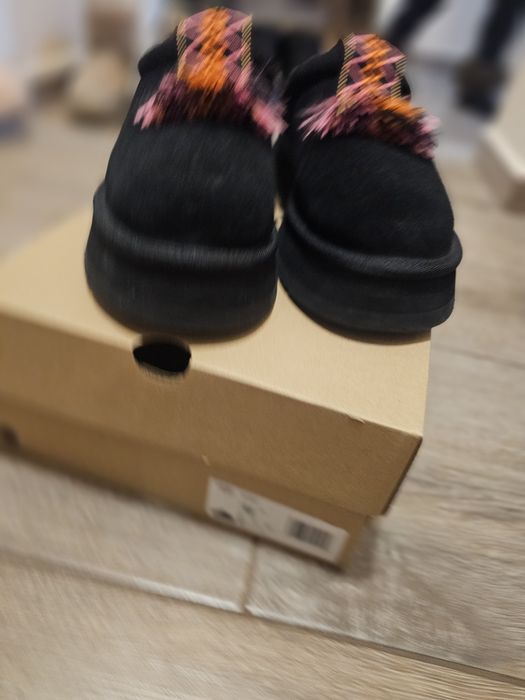 Ugg mar.12 de pe site original