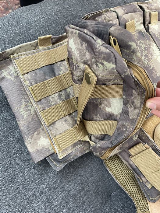 Vesta Tactica Militara cu Buzunare camo - NOU -