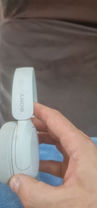 Vand casti sony folosite