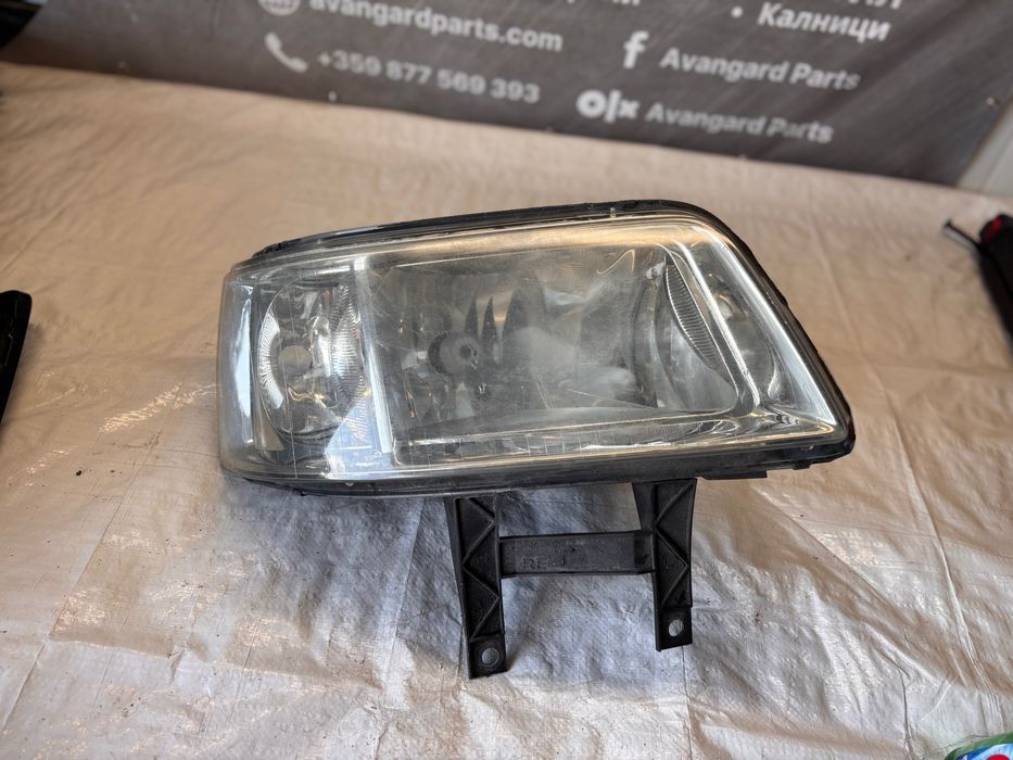Десен фар Volkswagen T5