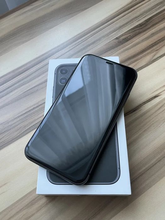 IPhone 11 Продам Айфон 11