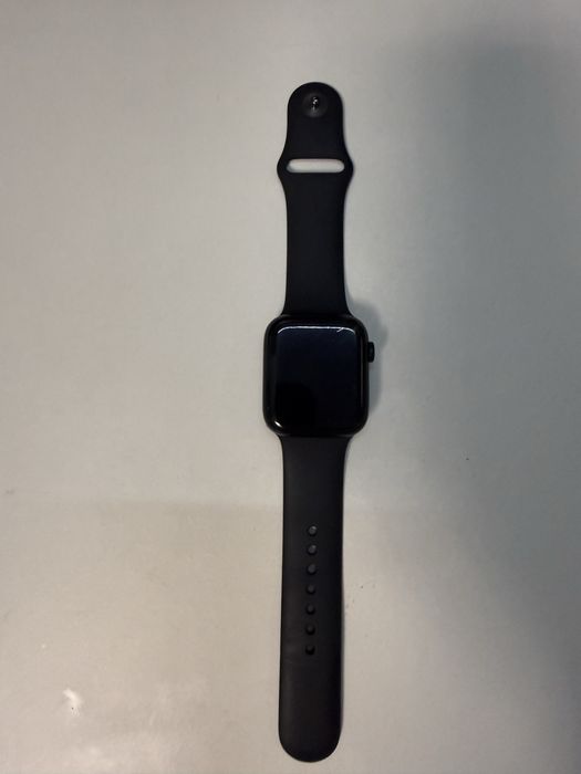 Apple Watch SE (Gen 2) 44mm midnight (87% battery health)