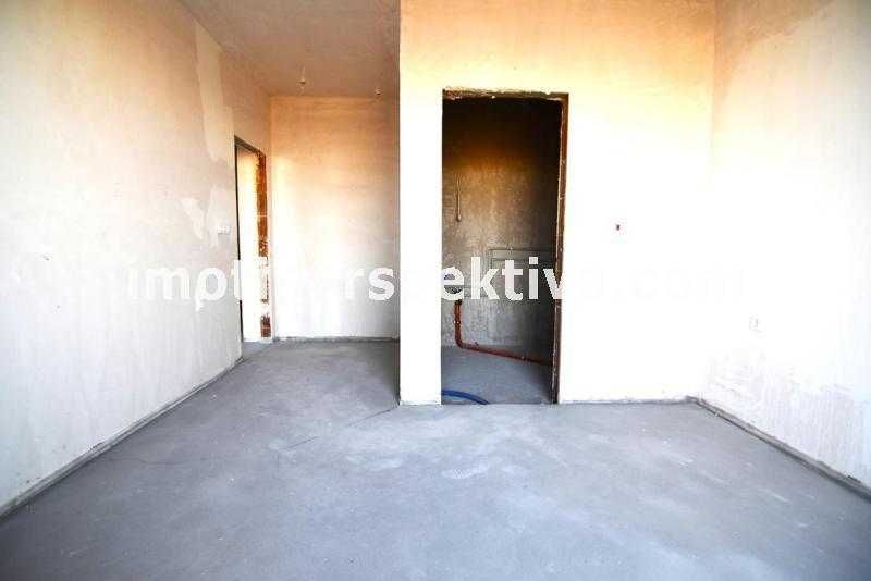 Продава се Тристаен апартамент в Пловдив, Тракия - 97 кв.м за 683 €/кв.м - Снимка #6