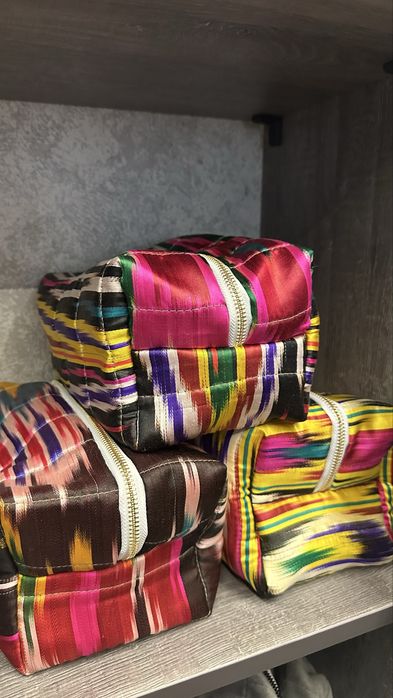 Стильные и вместительные косметички ручной работы.