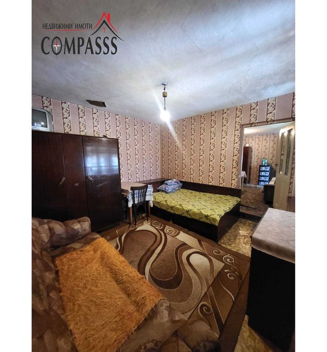 с. Пчелино, Обл. Добрич, къща с дворно място – 25000евро!