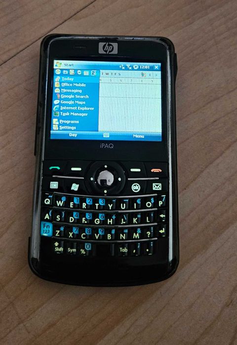 Ретро Windows телефони HP, Glofiish