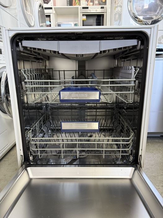 Съдомиялна машина SIEMENS 60см