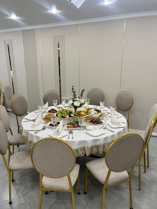 Сдаю в аренду столы и стулья