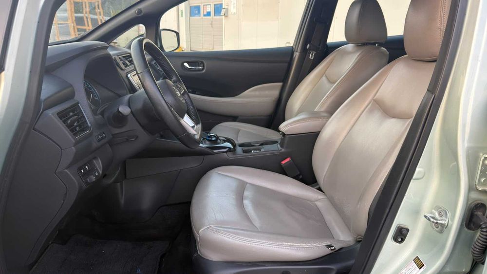 nissan leaf tekna ze1 electric 40kw an 2018