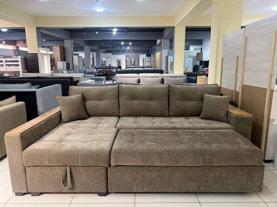 Комфортный угловой диван в наличии