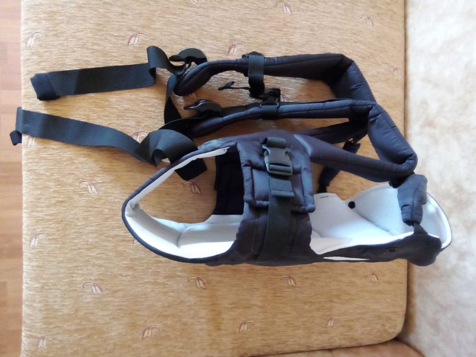 Бебешко Кенгуру Chipolino Comfy черно/сиво