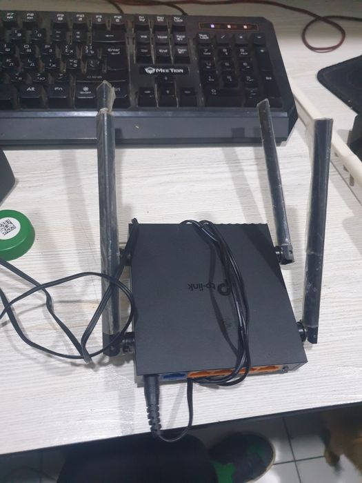 Wifi Tp link c54 holati pachti yangi kop ishlatilmagan srochni sotilad