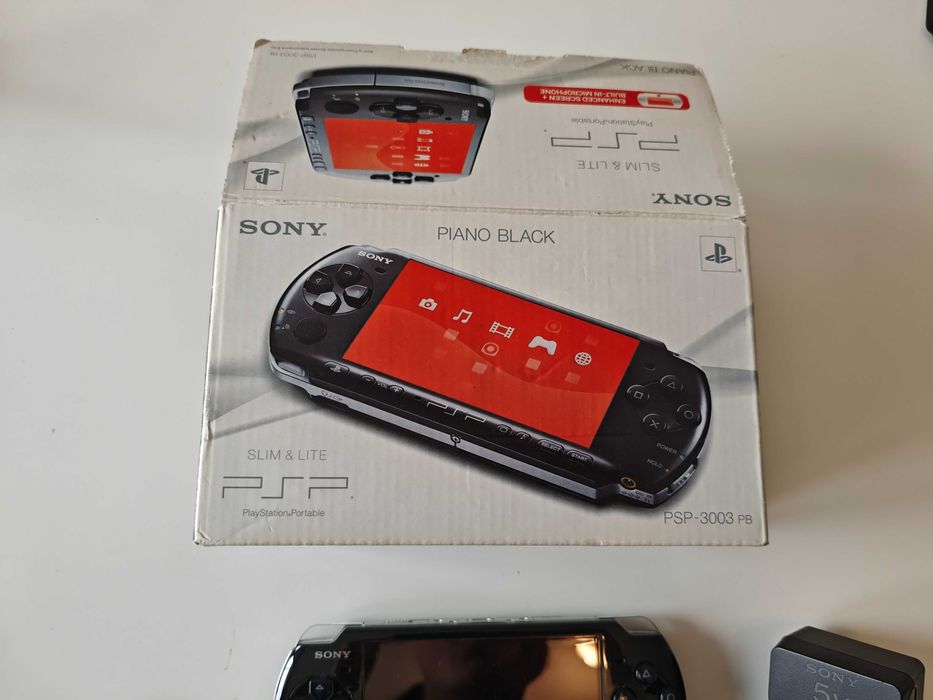 Sony PSP 3000 - Качени много игри