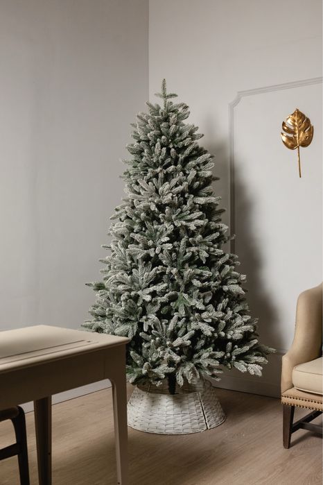 Продам новые снежные елки