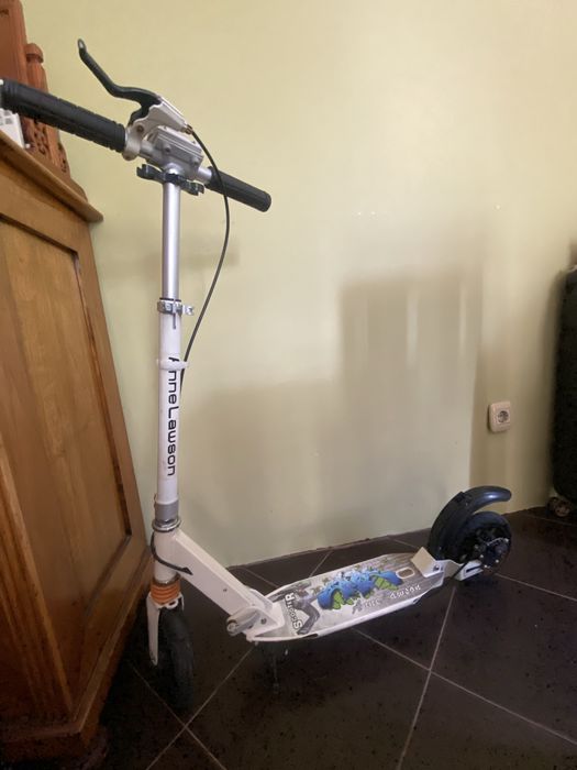 Тротинетка Anne Lawson Urban Scooter, максимално натоварване 100 кг.