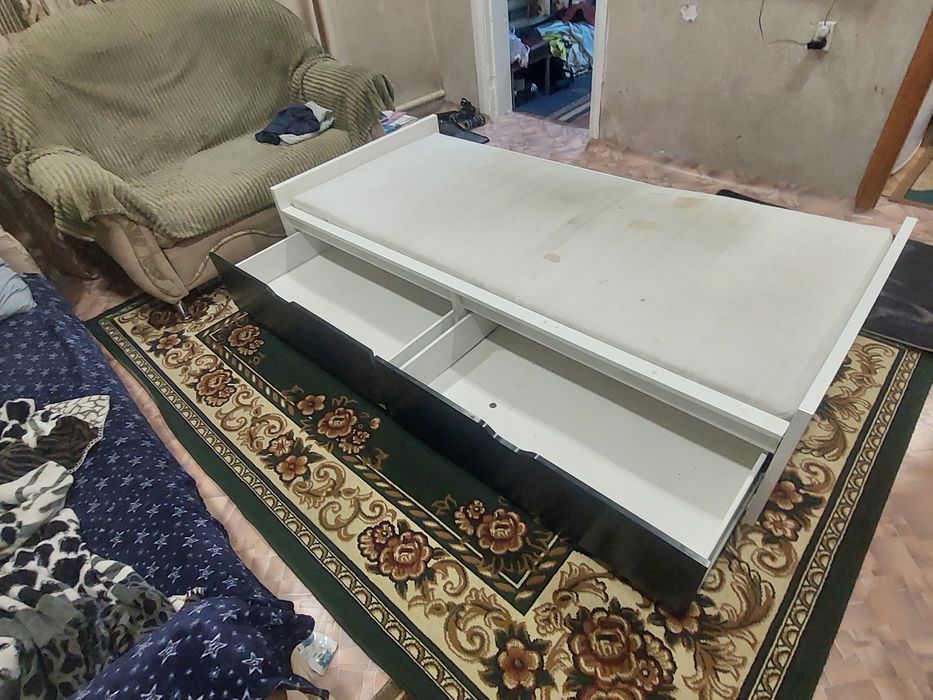 Кровать односпальные