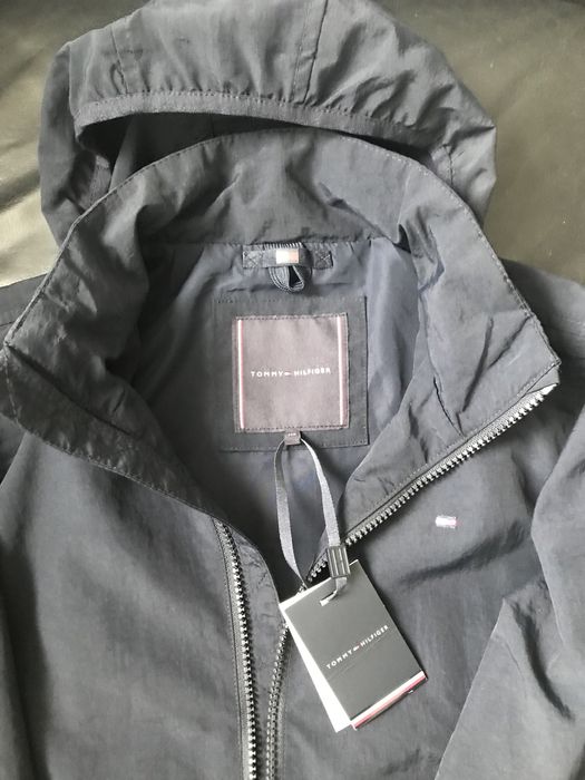 Jacheta baieti Tommy Hilfiger noua